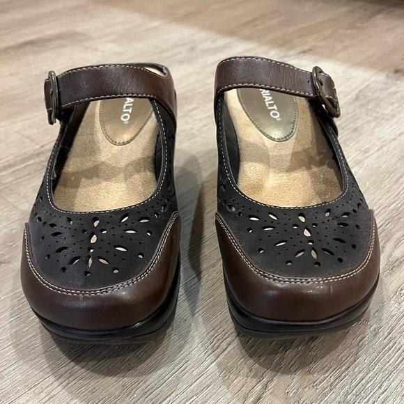 Rialto Comfort Shoes Brown Platform Mules size 8.5 - 9 - Picture 3 of 16